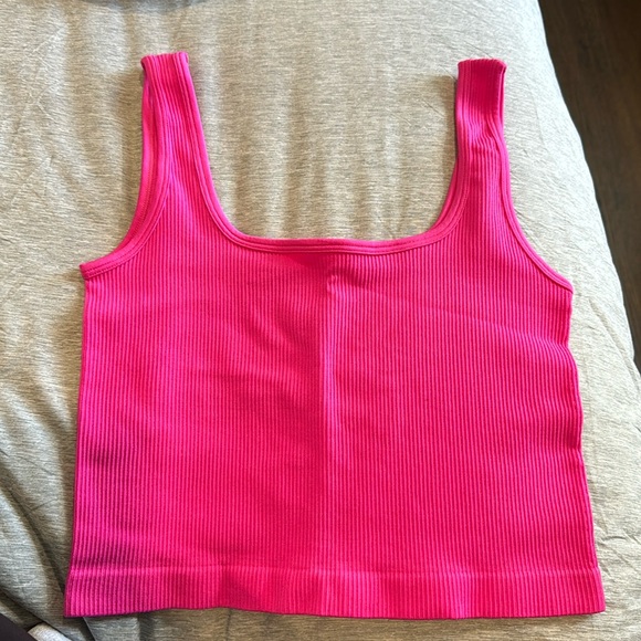 Pink ribbed crop top - Picture 1 of 1